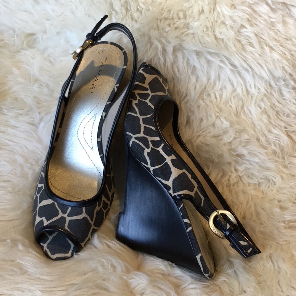Tahari sling back wedges